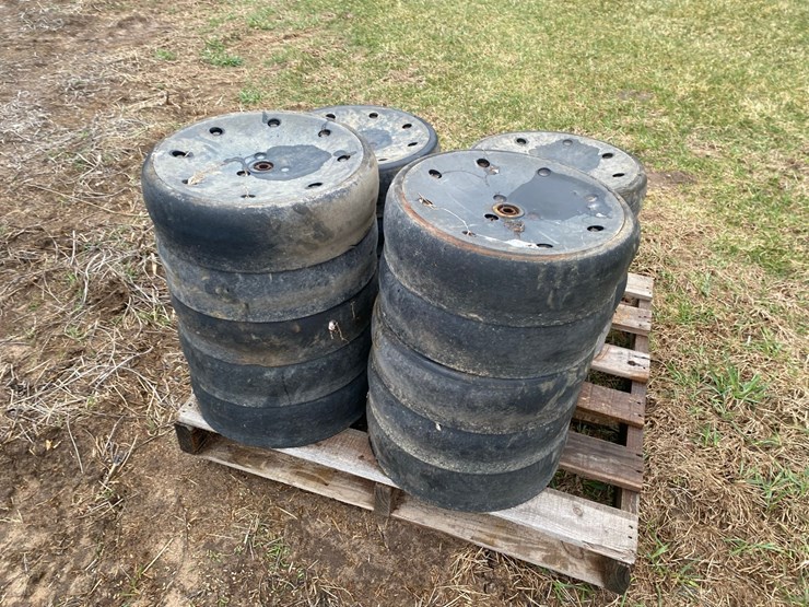 john-deere-gauge-wheels-image-4