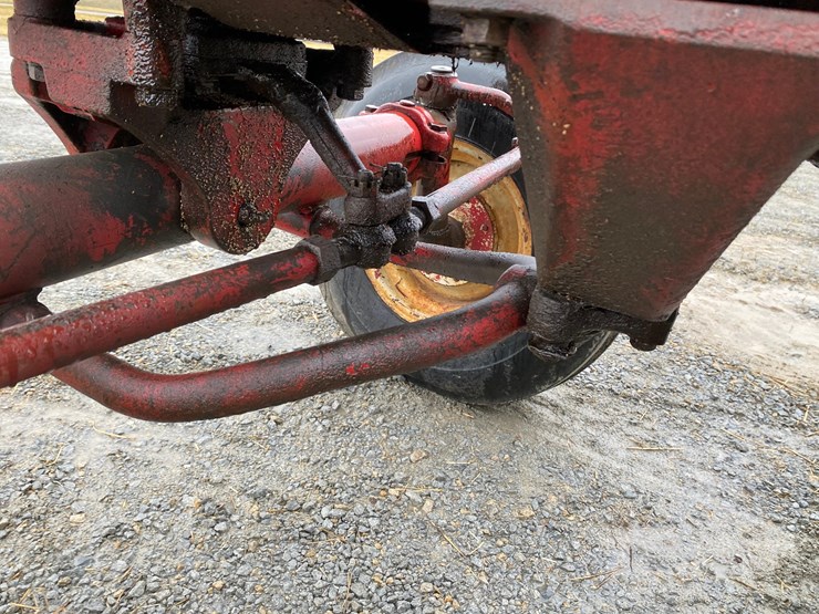 farmall-1206-image-37