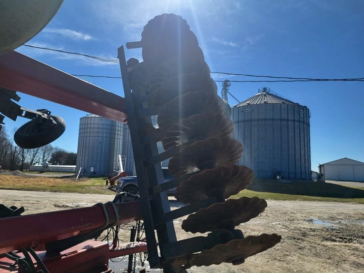 case-ih-true-tandem-330-turbo-image-72