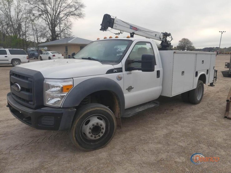 2012-ford-f550-xl-image-13