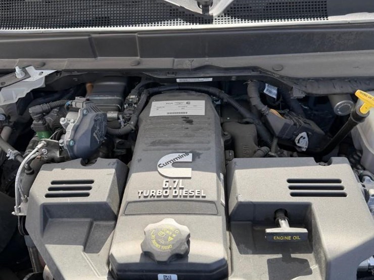 2022-dodge-3500-image-15