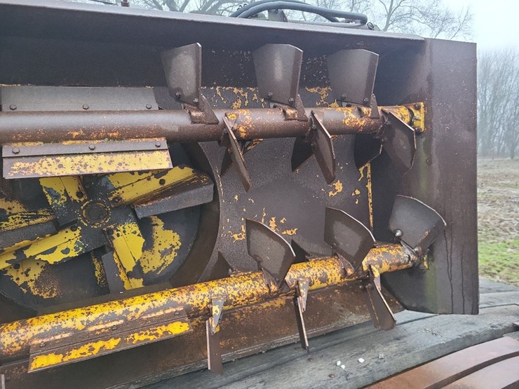 lorenze-double-auger-snowblower-image-16