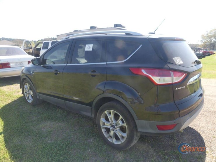 2014-ford-escape-image-1