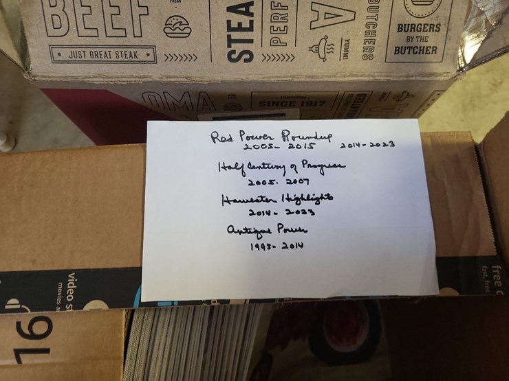 assorted-red-power-round-up-and-harvester-highlight-magazines-image-2