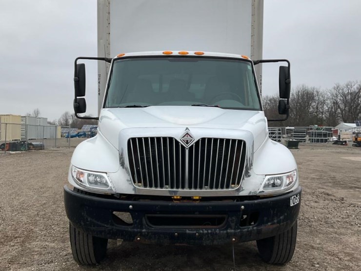 2005-international-durastar-4300-image-8