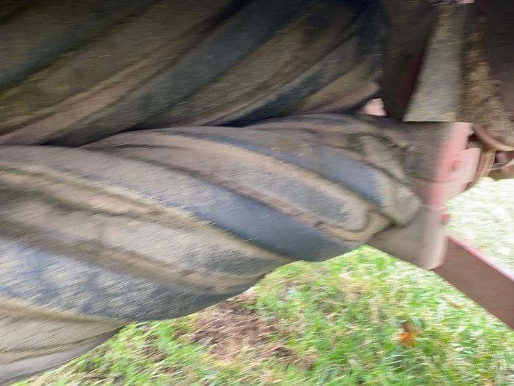 new-holland-h7450-image-27