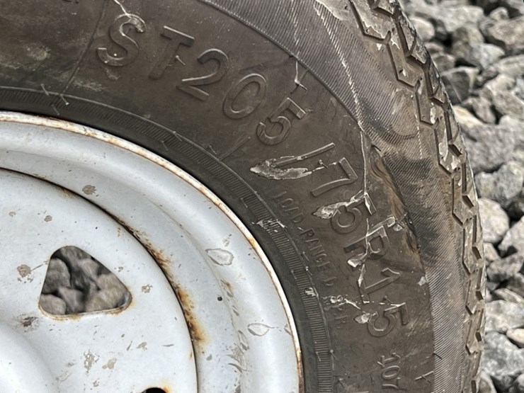 2005-schwing-p-88d-towable-concrete-pump-image-11