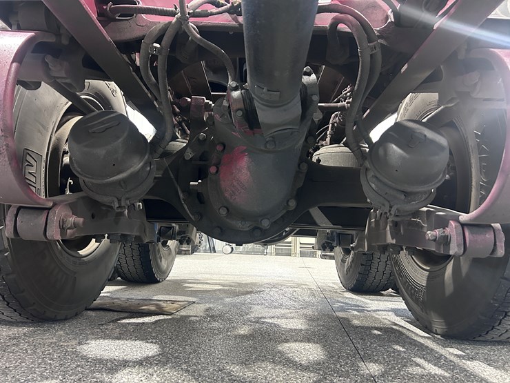 peterbilt-379-image-126