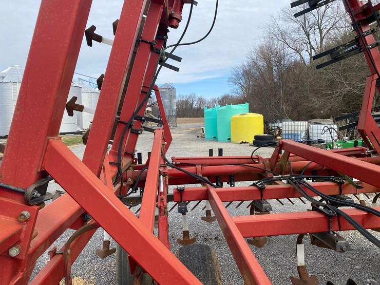 case-ih-4300-image-22