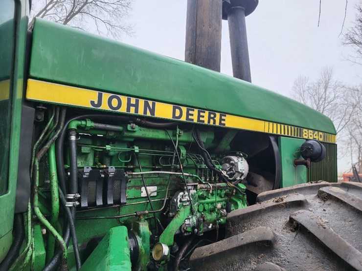 john-deere-8640-image-38