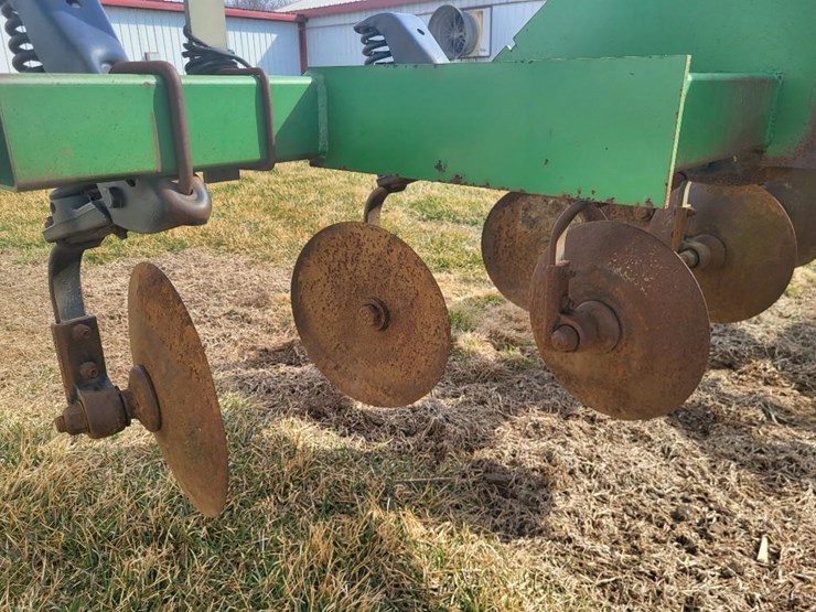 john-deere-2700-image-28