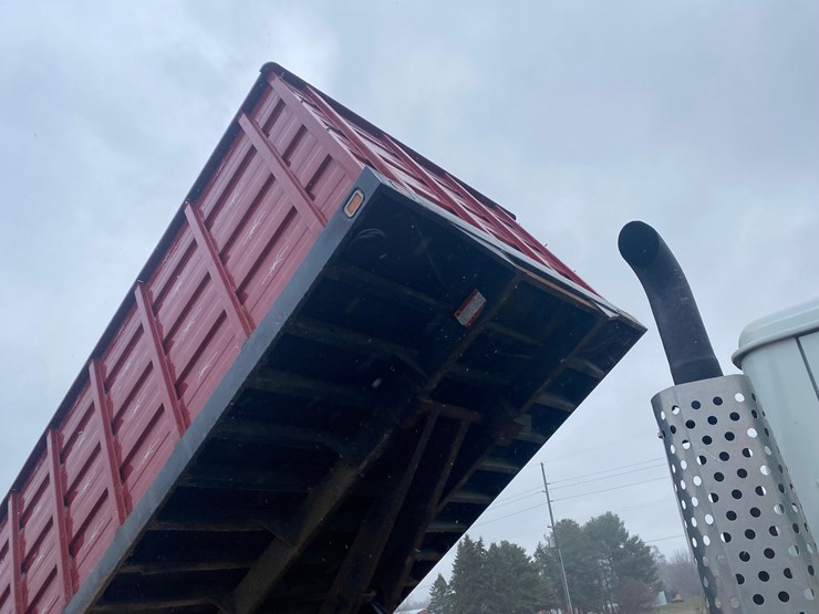 1998-case-ih-4900-image-14