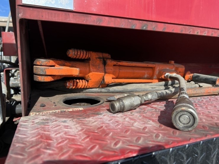 1998-peterbilt-357-image-44