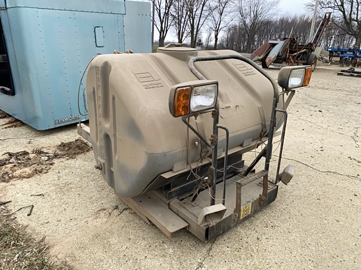 ag-chem-240-gallon-front-mount-tank-with-lights-was-mounted-on-case-ih-9230-image-2