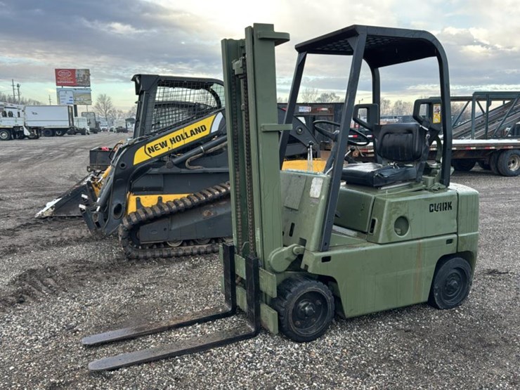 #1357-•-clark-c500-40-forklift*-image-1