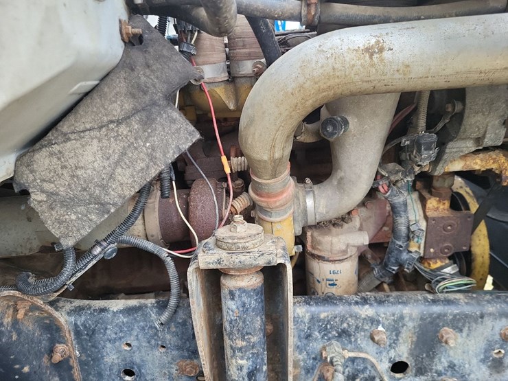 1991-gmc-kodiak-c6h042-single-axle-truck---blown-engine-image-44