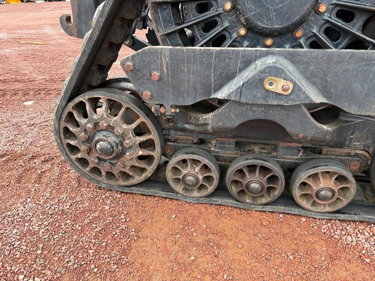 case-ih-magnum-380-rowtrac-image-15