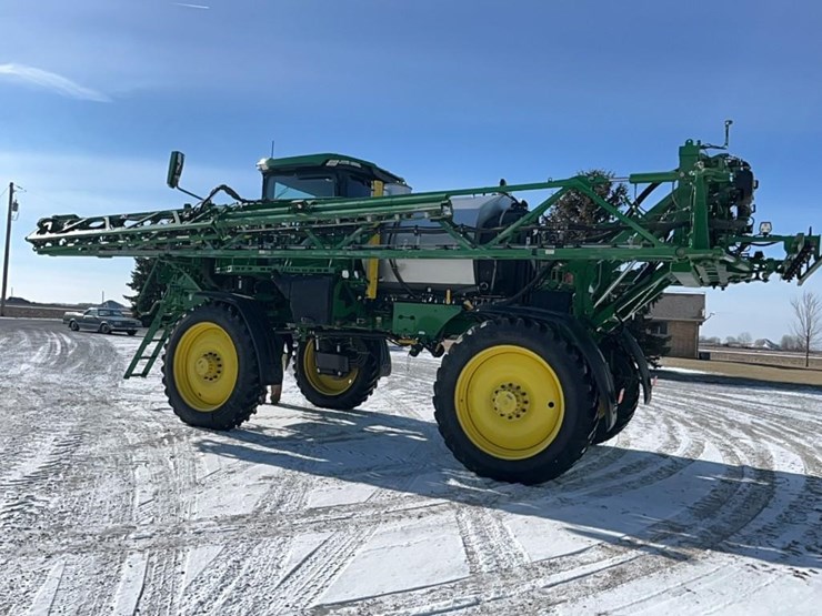 2023-john-deere-410r-image-64