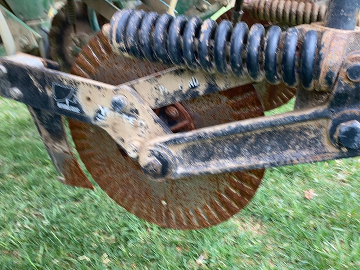 john-deere-7000-image-16