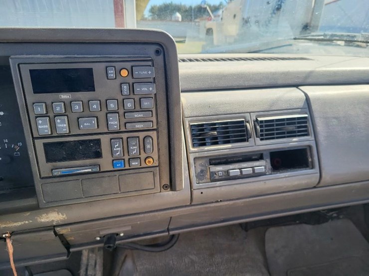 1992-chevrolet-1500-image-46