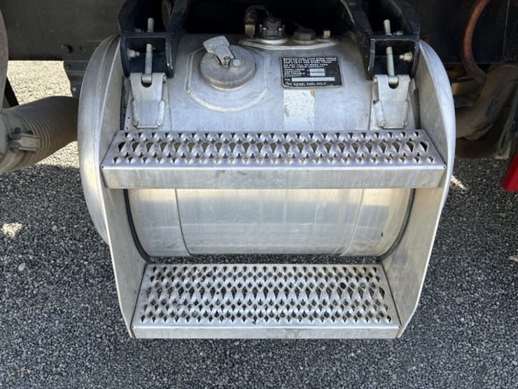 1998-peterbilt-357-image-27