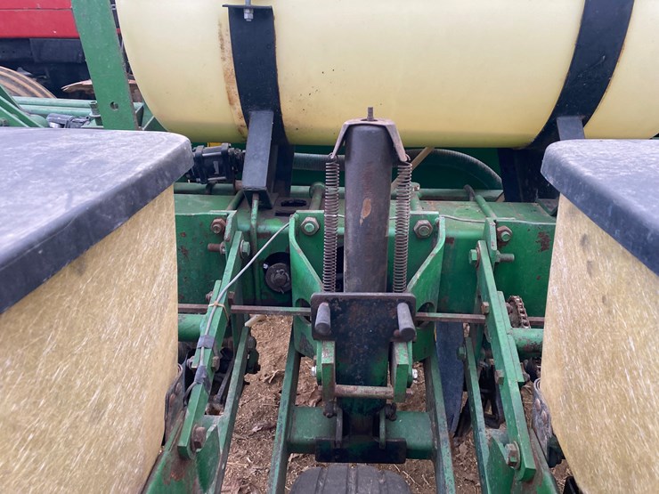 john-deere-7000-image-52