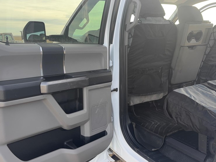 2022-ford-f450-image-9