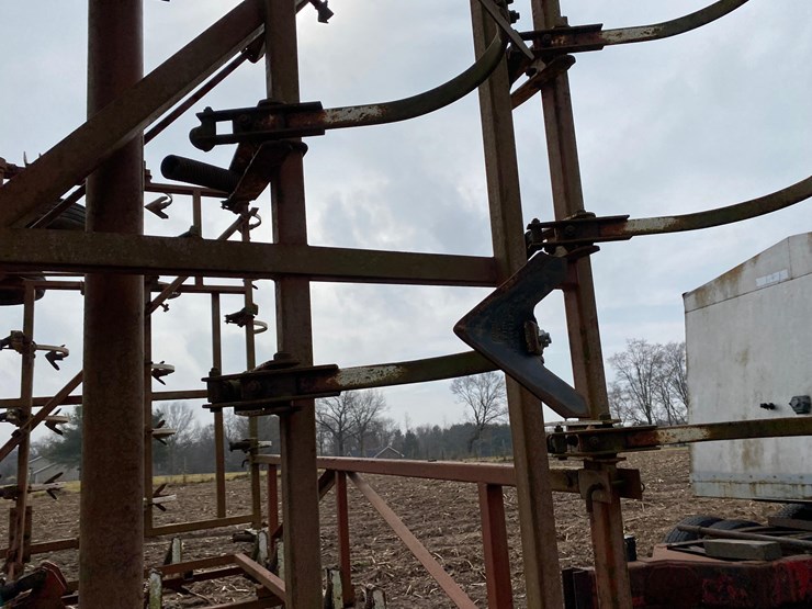 wil-rich-1422--field-cultivator-image-35