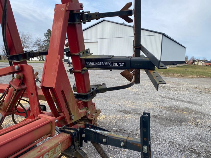 case-ih-4300-image-41