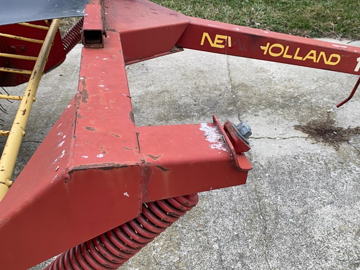 new-holland-144-image-23