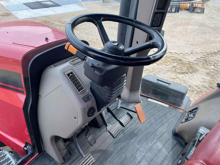 case-ih-magnum-340-image-16