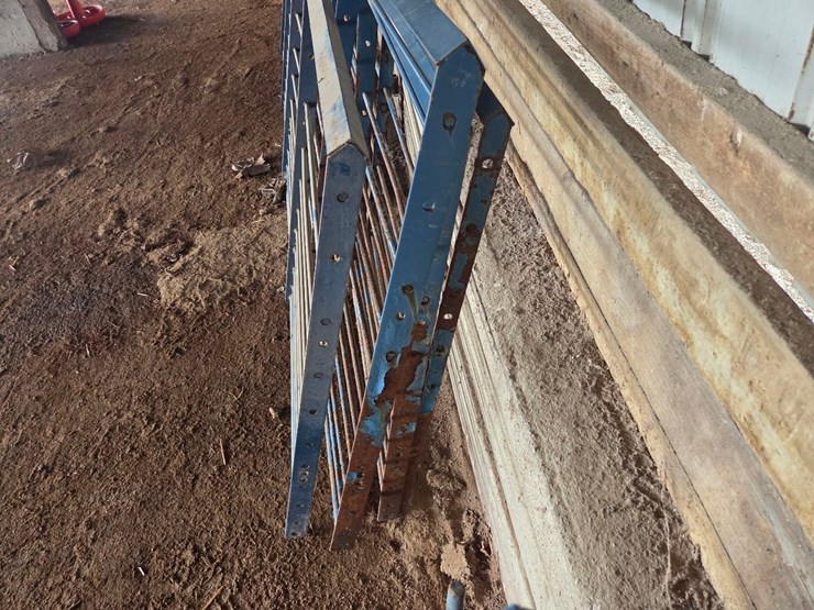 (4)-11'x40"-heavy-duty-gates-image-3