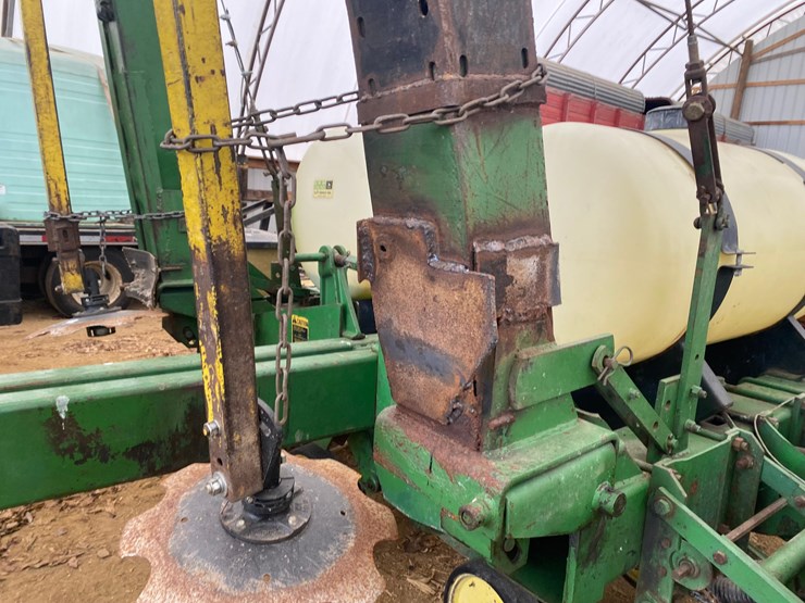 john-deere-7000-image-56