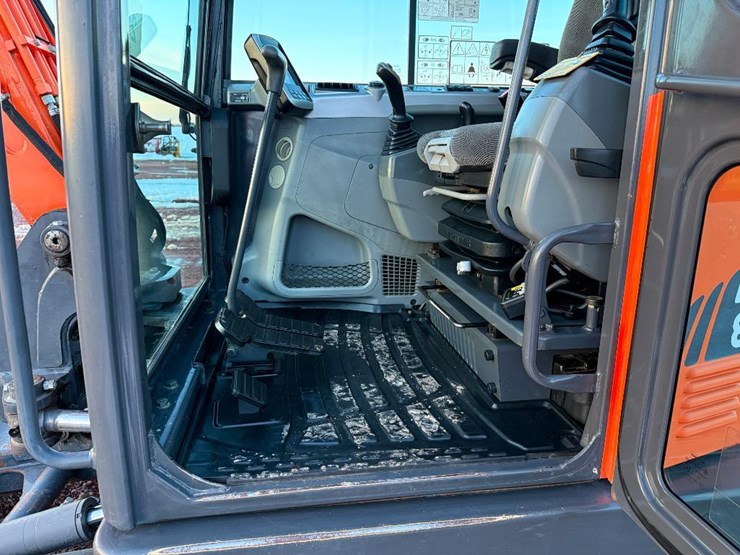 doosan-dx85r-3-image-45