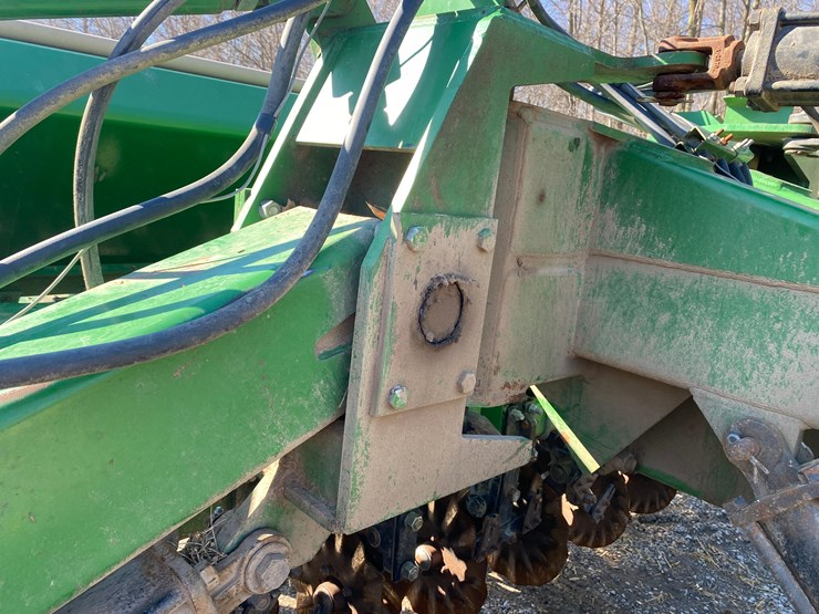 great-plains-solid-stand-30-image-44