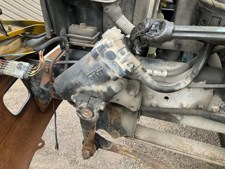 2005-international-durastar-4300-image-77