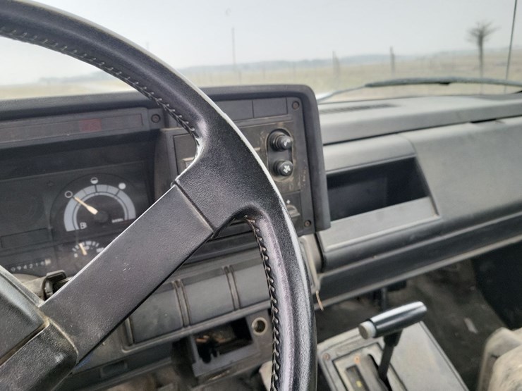 1991-gmc-kodiak-c6h042-single-axle-truck---blown-engine-image-32