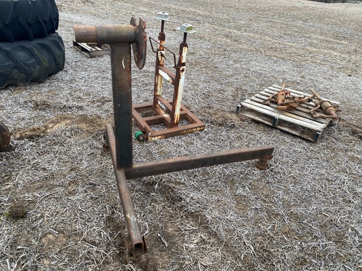 engine-stand,-and-splitter-stand-image-6