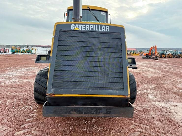 challenger-75-image-23