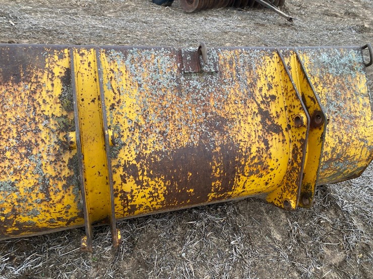 case-loader-bucket-image-7