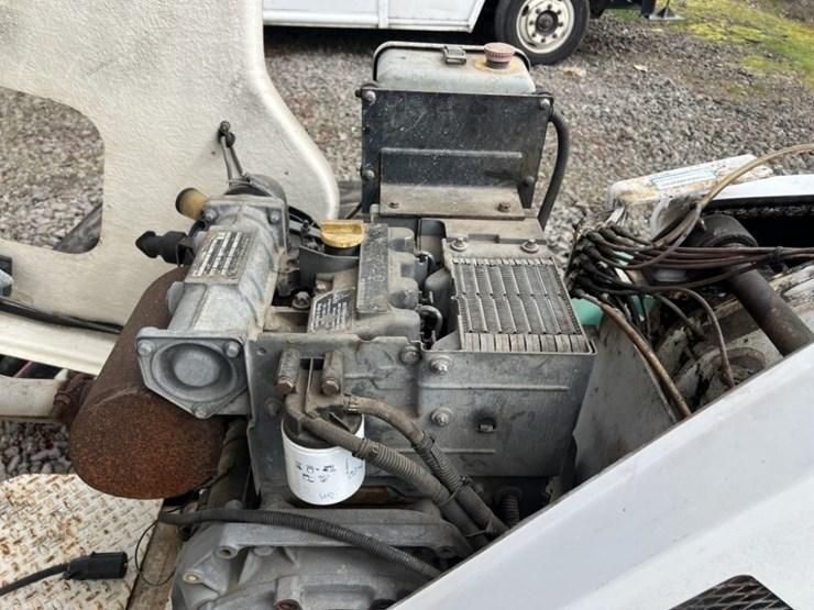 2005-schwing-p-88d-towable-concrete-pump-image-14