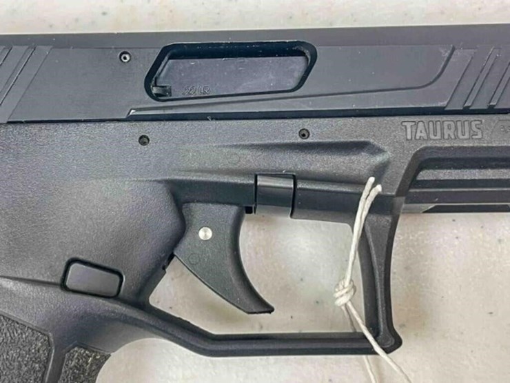 taurus-pistol-image-3