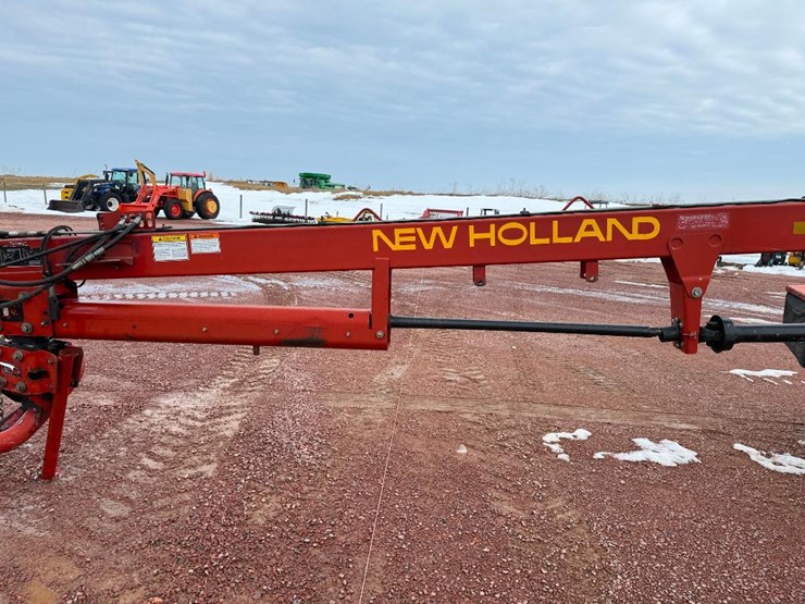 new-holland-1431-image-16