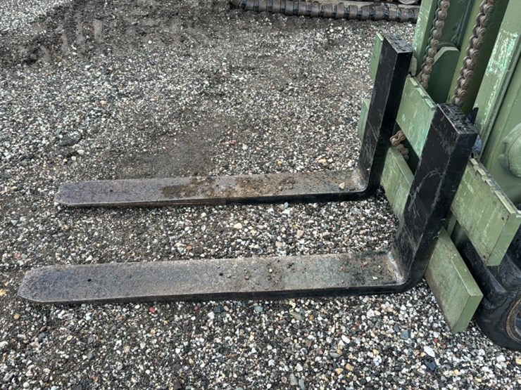 #1357-•-clark-c500-40-forklift*-image-9