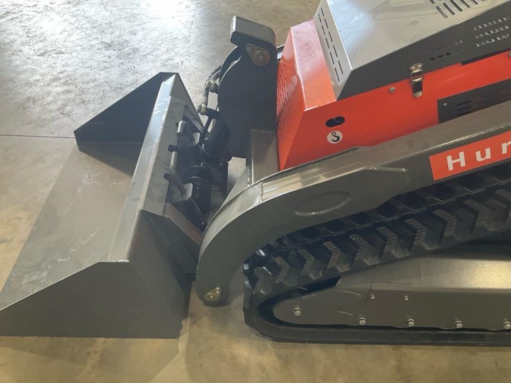 #1017-•-hurricane-hrc-700-mini-skid-steer-loader-image-8