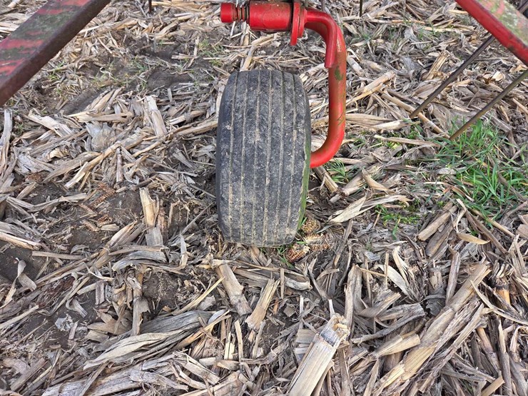 new-holland-163-image-11