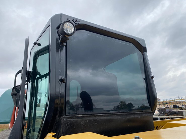 2019-caterpillar-307.5-image-37