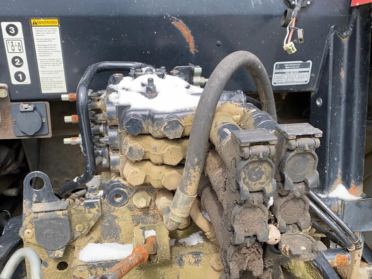 case-ih-125-image-28