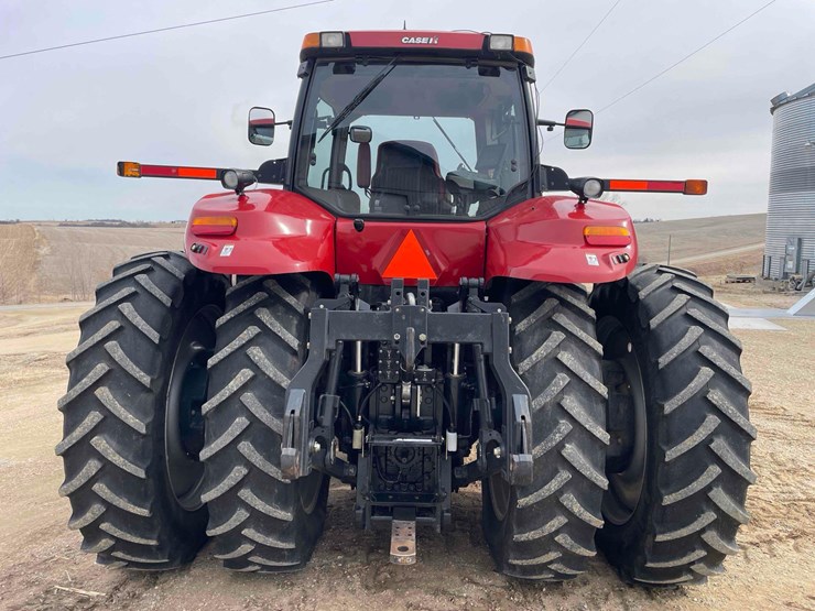 case-ih-magnum-340-image-6