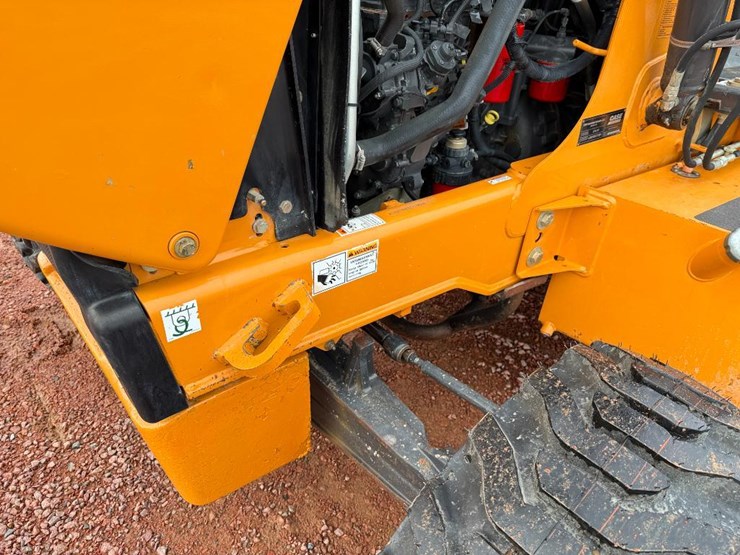 case-570n-xt-image-38